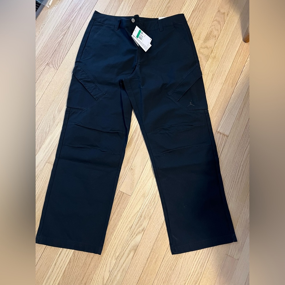 Jordan Flight Chicago
Women's Corduroy Pants.Womens size Extra Large